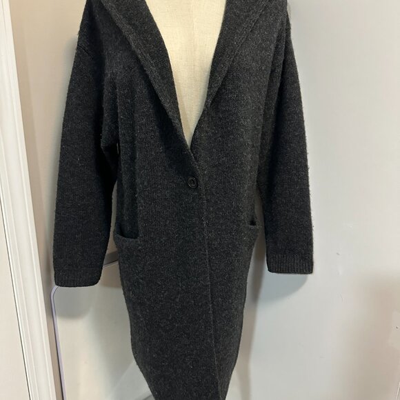 Uniqlo Hooded Wool Coat – Size S（fits M)  Dark Gray - Picture 2 of 11